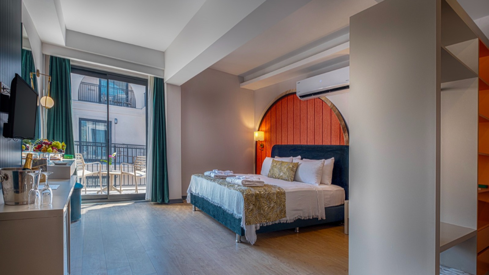 Selectum Large Garden Jacuzzi